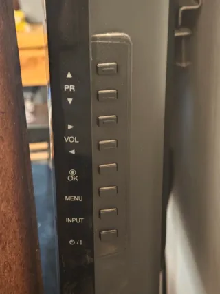 TV LG 42" Full HD 1080p HDMI - Sin mando