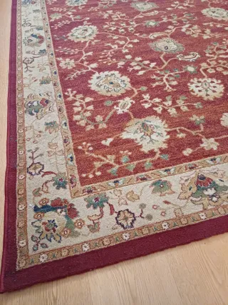 Alfombra de salón  roja y beige