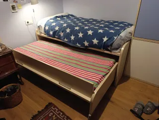 Cama nido juvenil con armario