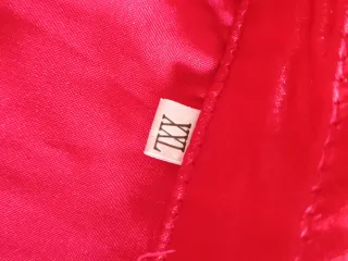 Vestido rojo satinado para Nochevieja