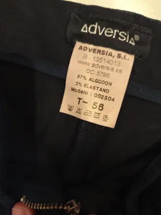 Pantalón negro hombre