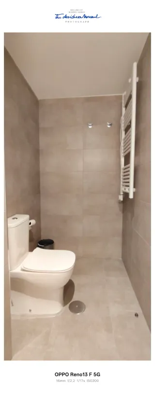 Alquiler habitación con baño.