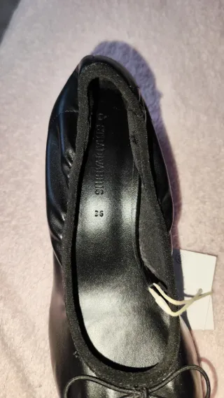 Bailarinas de tacón negras lazo