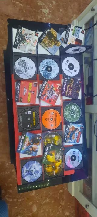 Lotto Giochi PS1 + Light Gun G-Con 45