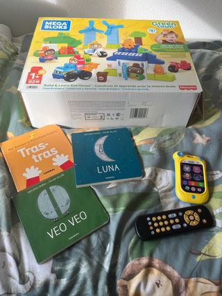 Lote Juguetes Bebés: Mega Bloks, Libros y Mando