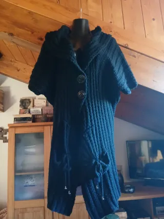 Chaleco-Capa Lana Negro Talla 42