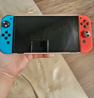 Nintendo Switch OLED Azul y Rojo