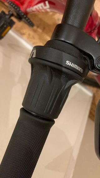 Bicicleta Monty KX5 20'' Shimano Revoshift / niño