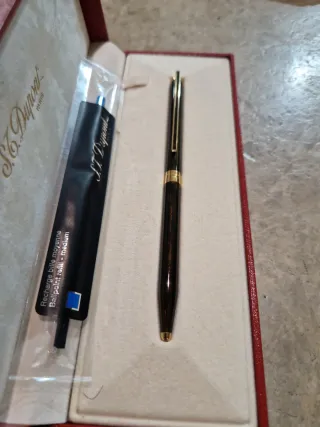 Bolígrafo S.T. Dupont Negro y Dorado