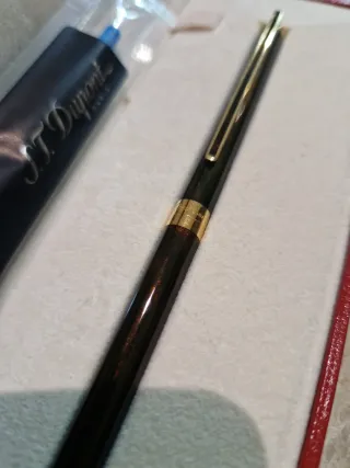 Bolígrafo S.T. Dupont Negro y Dorado