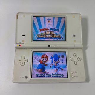 Nintendo DSi Bianco con accessori