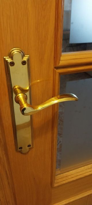 2 Puertas Roble Macizo con Vidriera