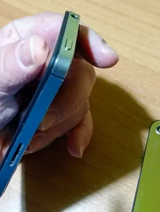 SMARTPHONE APPLE IPHONE 4S DANNEGGIATO