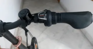 Bicicleta Eléctrica Plegable B'Twin Blanca