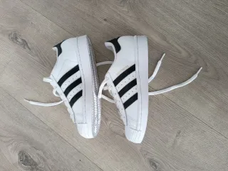 Zapatillas Adidas Superstar Talla 35.5