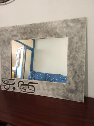 Mueble recibidor colgante con cajon y espejo