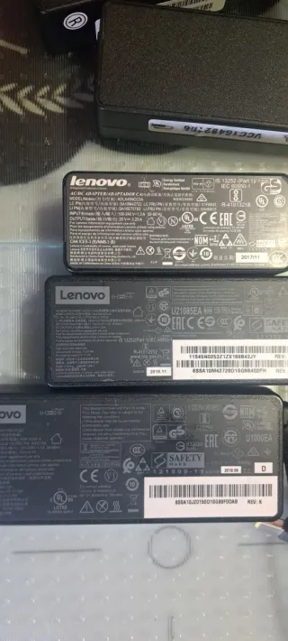Cargadores Lenovo