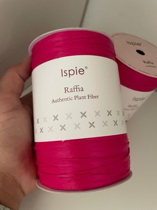 2 gomitoli rafia ISPIE magenta