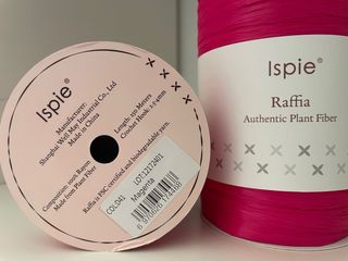 2 gomitoli rafia ISPIE magenta