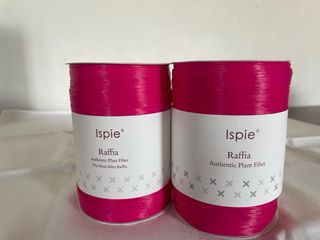 2 gomitoli rafia ISPIE magenta