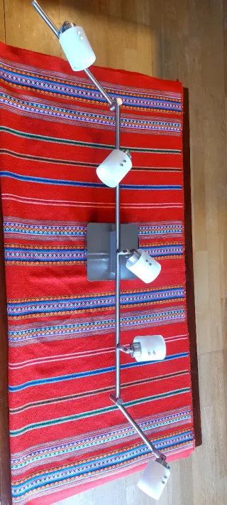 Lámpara 5 focos plata y blanco