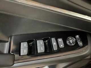 Honda HR-V 1.5 i-MMD Elegance 4x2