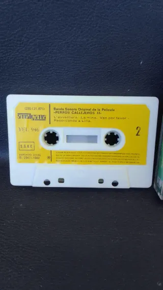 🇪🇦Banda Sonora Perros Callejeros II Cassette