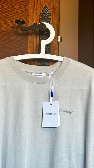 Camiseta Off-White Perlada Talla M