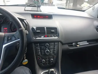 Opel Meriva 2012