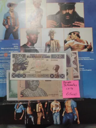 4 Billetes de Diferentes Países