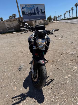 Aprilia Shiver 900