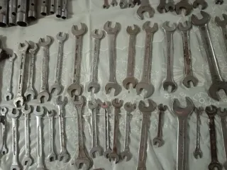 Lote de Herramientas Manuales Variadas