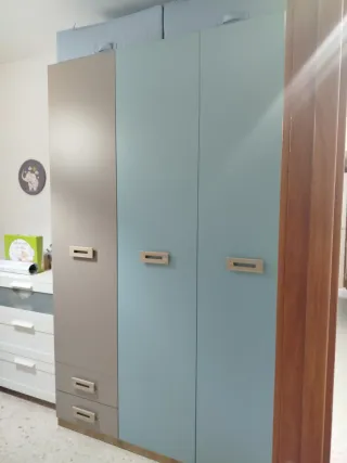 Dormitorio infantil como nuevo