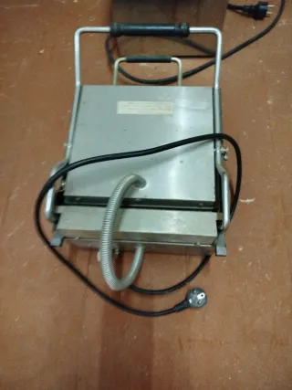 Plancha Eléctrica Bocadillos