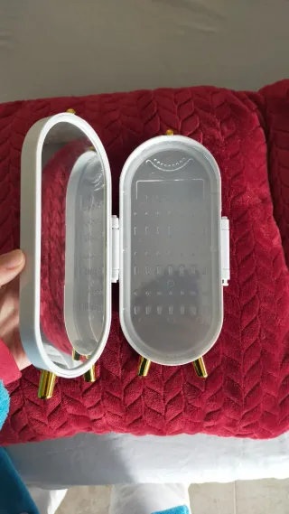 Joyero Organizador Ovalado Blanco y Dorado