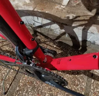 Bicicleta Trek Domane AL2 Roja