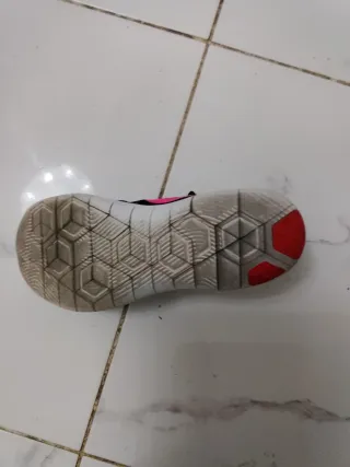 Zapatillas deportivas Nike negras y rosas