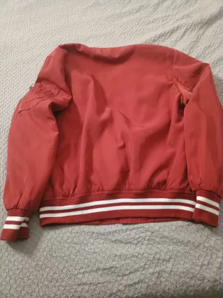 Cazadora Bomber Roja OFERTA 10EUROS.