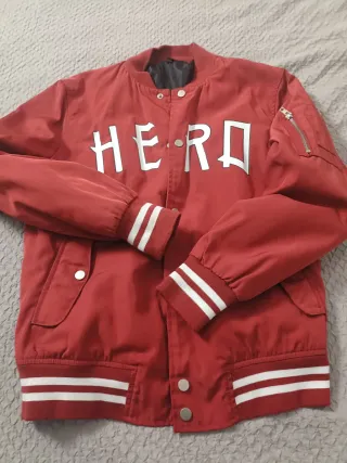 Cazadora Bomber Roja OFERTA 10EUROS.