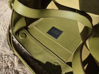 Bolso Zubi Cubo L Piel Verde Oliva