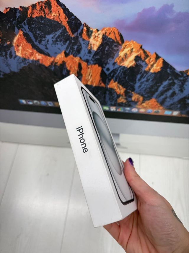 iPhone 15 128GB NOVO LACREADO