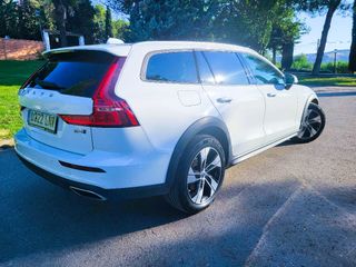 Volvo V60 2021