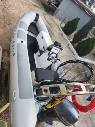 Semirrígida Valiant 450 Yamaha