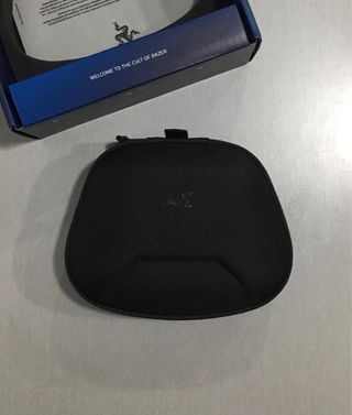 Mando Razer Raiju para PS4 y PC.