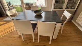 Mesa comedor y 4 sillas