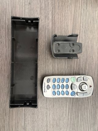 Radio Alpine IVA-310R Pantalla 7 dispone de mando