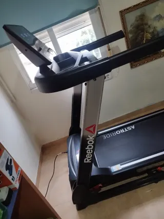 Cinta de correr profesional REEBOK ASTRO RIDE