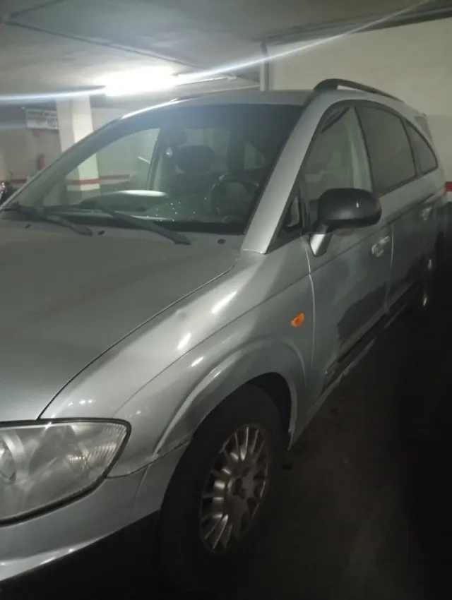 Ssanyong  Rodius 2006