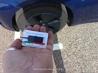 Renting - TESLA MODEL 3 RWD