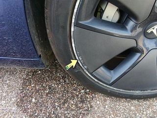 Renting - TESLA MODEL 3 RWD